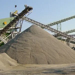 Impianto di trattamento e riciclaggio inerti edili a cura di Re Aldo Srl